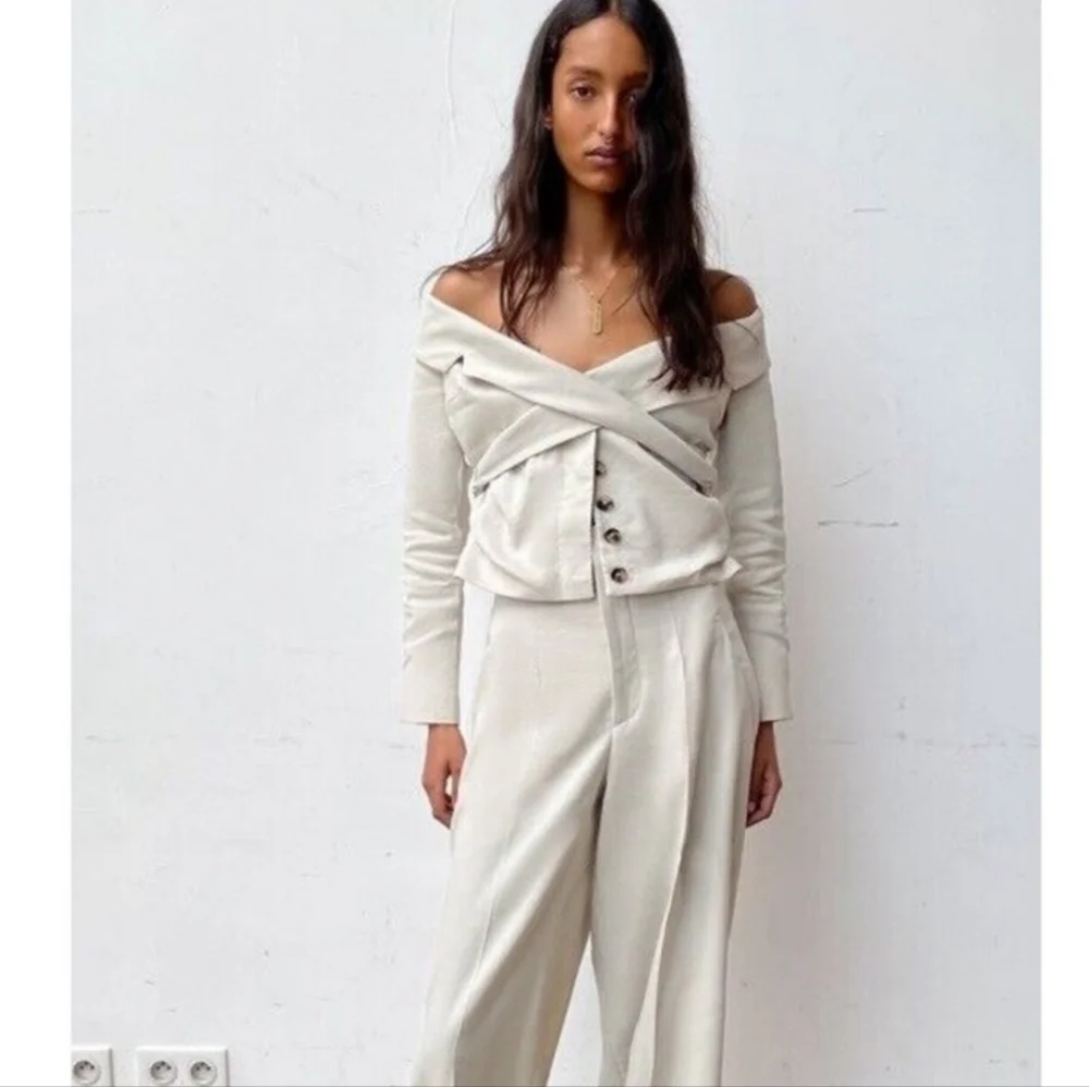 Zara Fitted Blazer Jacket Limited Edition in Stone, Size XS - Picture 4 of 17